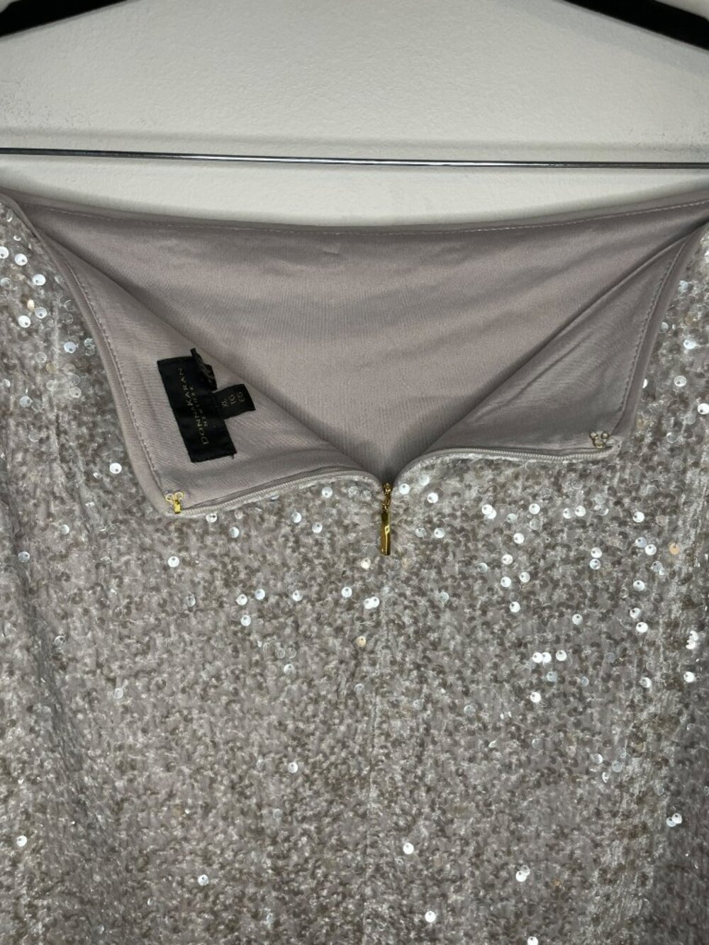 Donna Karan Sequin Embellished Pencil Skirt Beige Size 8 MSRP$139 NWT - Picture 8 of 10